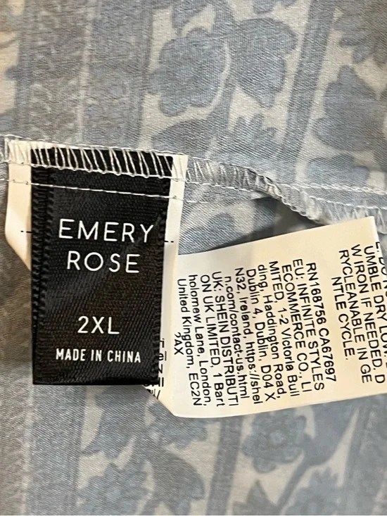 Women’s Blue and White Floral Print Loose Shirt Plus Size Top! Size 2XL. - Picture 3 of 10